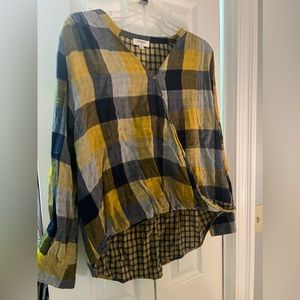 Women’s Plaid Blouse